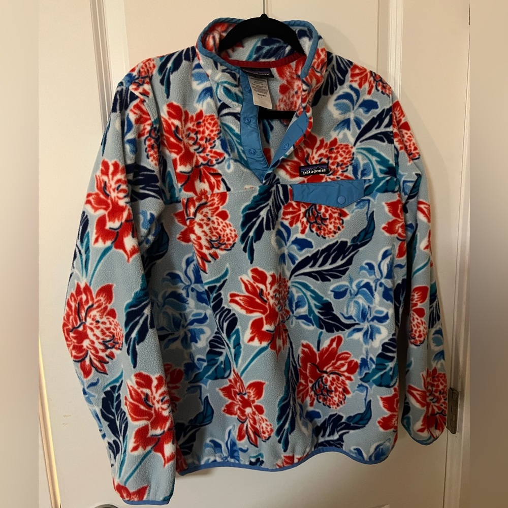 Womens Patagonia Fleece pull over